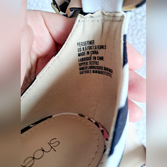 Shoe Dazzle Black and Pink Striped Heels - Picture 7 of 9